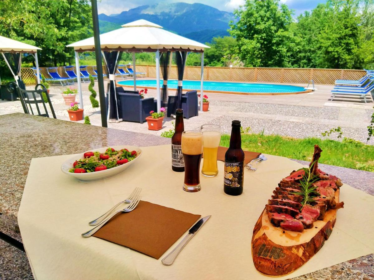 Agriturismo Borgo Biaia Camporgiano Extérieur photo